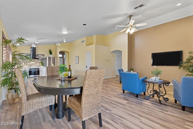 10465 E DUTCHMANS Trail, Gold Canyon, AZ 85118