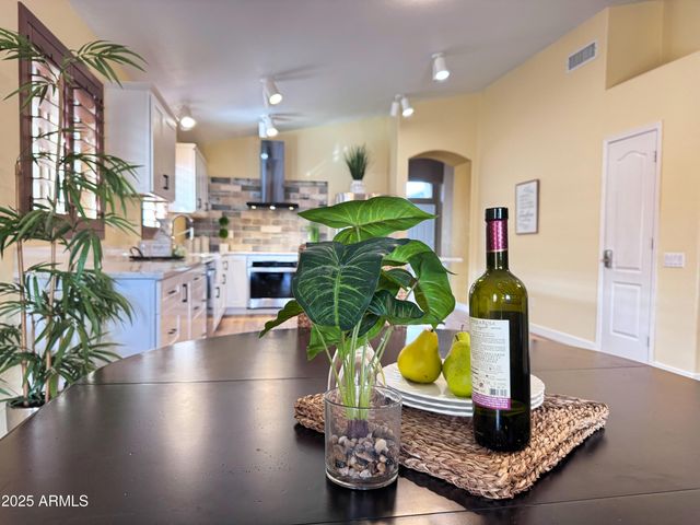 10465 E DUTCHMANS Trail, Gold Canyon, AZ 85118