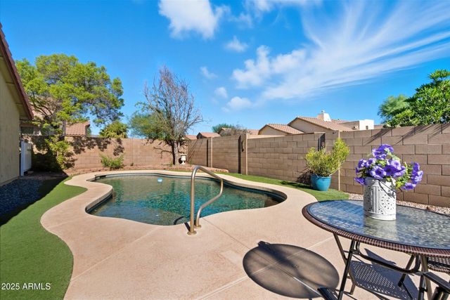 10465 E DUTCHMANS Trail, Gold Canyon, AZ 85118