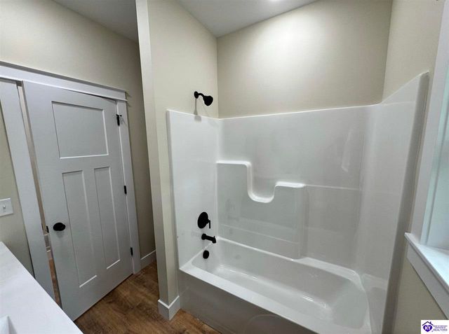 57 Malvern Court, Brandenburg, KY 40108