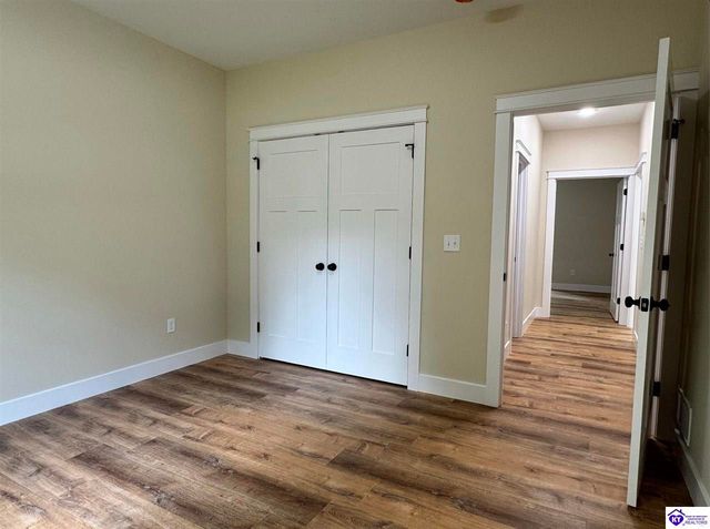 57 Malvern Court, Brandenburg, KY 40108