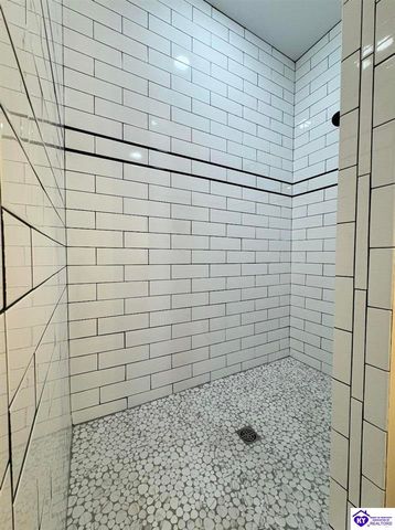 57 Malvern Court, Brandenburg, KY 40108