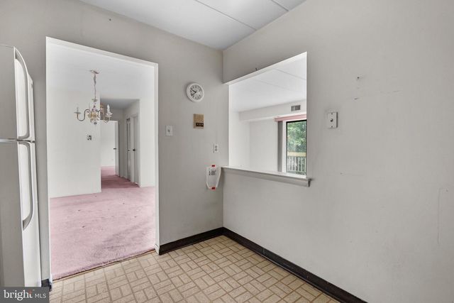 57103-00 DELAIRE LANDING RD #103, Philadelphia, PA 19114