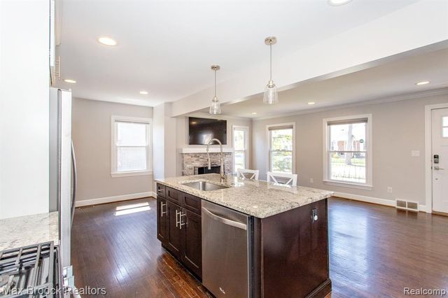 4112 Cornwall Street, Berkley, MI 48072