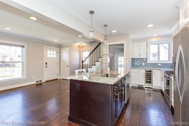 4112 Cornwall Street, Berkley, MI 48072