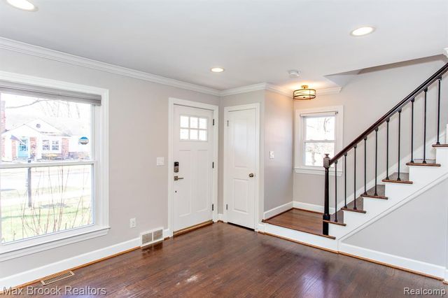 4112 Cornwall Street, Berkley, MI 48072