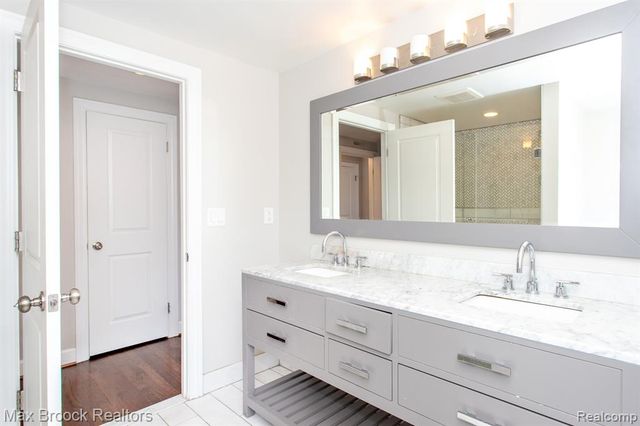 4112 Cornwall Street, Berkley, MI 48072