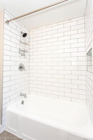 4112 Cornwall Street, Berkley, MI 48072