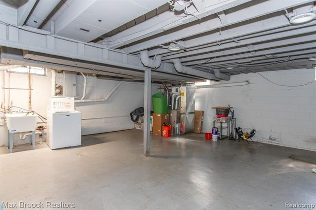 4112 Cornwall Street, Berkley, MI 48072