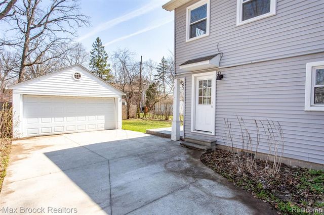 4112 Cornwall Street, Berkley, MI 48072