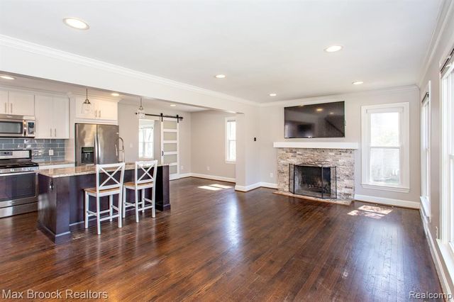 4112 Cornwall Street, Berkley, MI 48072