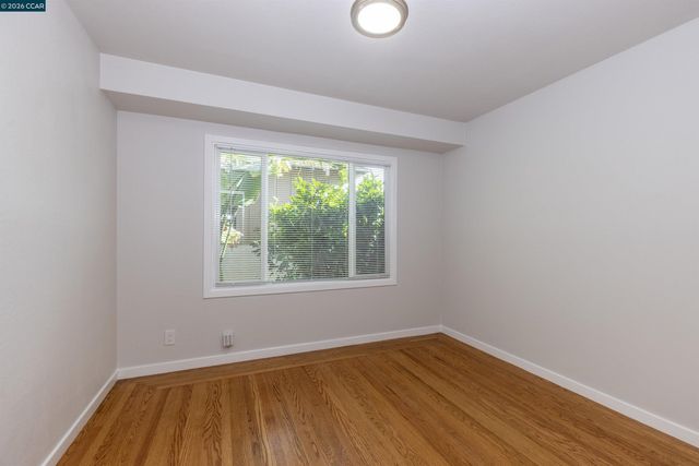 4353 Bermuda Ave, Oakland, CA 94619