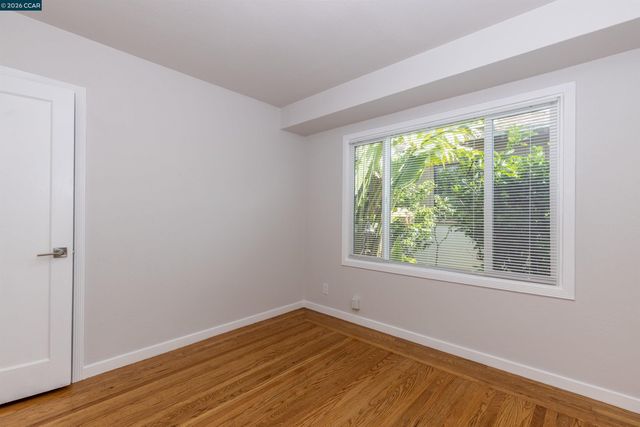 4353 Bermuda Ave, Oakland, CA 94619