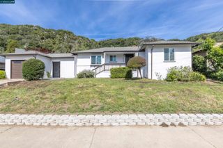 4353 Bermuda Ave, Oakland, CA 94619