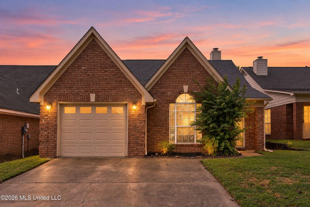 7823 S Chesterfield Drive, Southaven, MS 38671 — exterior