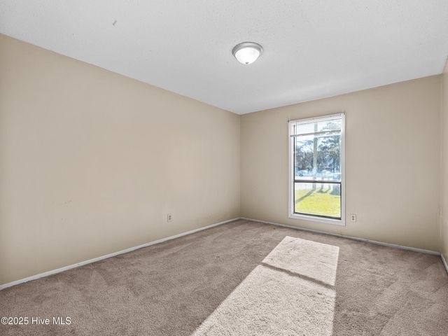 125 Village Circle, Jacksonville, NC 28546