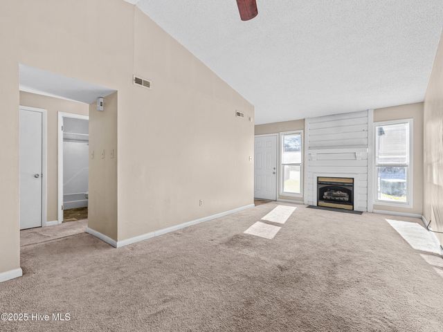 125 Village Circle, Jacksonville, NC 28546