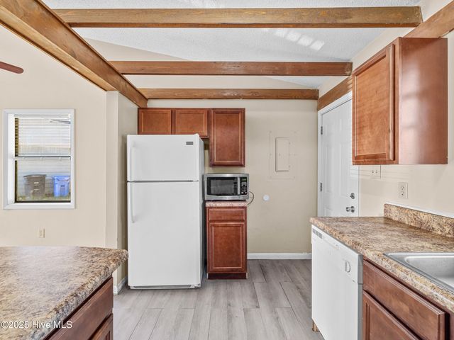 125 Village Circle, Jacksonville, NC 28546