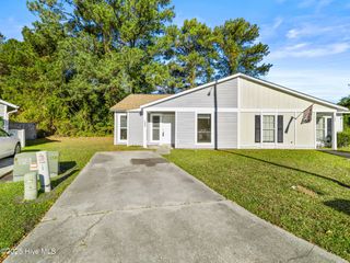 125 Village Circle, Jacksonville, NC 28546