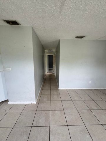 243 NE 39th Court, Deerfield Beach, FL 33064