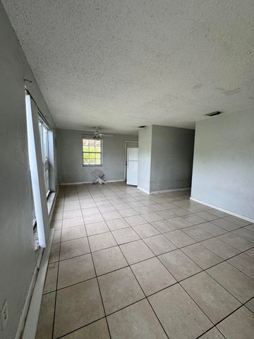 243 NE 39th Court, Deerfield Beach, FL 33064