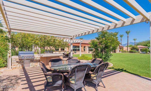 13979 E CHEAVRONT Loop, Vail, AZ 85641