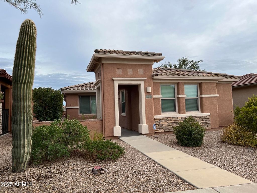 13979 E CHEAVRONT Loop, Vail, AZ 85641