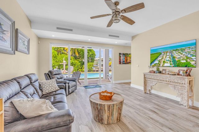 145 Venetian Drive, Lower Matecumbe, FL 33036