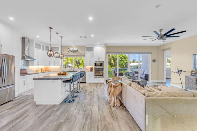 145 Venetian Drive, Lower Matecumbe, FL 33036