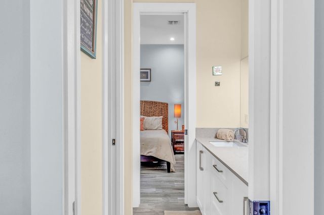 145 Venetian Drive, Lower Matecumbe, FL 33036