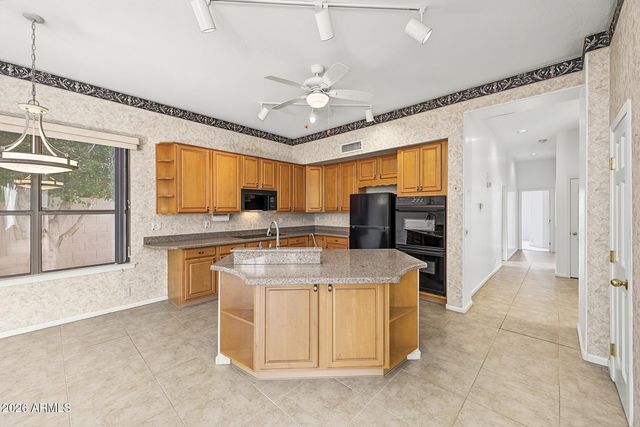 6125 W KIMBERLY Way, Glendale, AZ 85308
