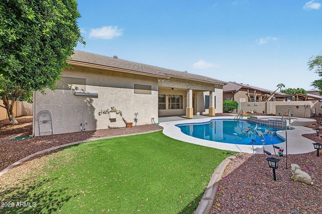 6125 W KIMBERLY Way, Glendale, AZ 85308