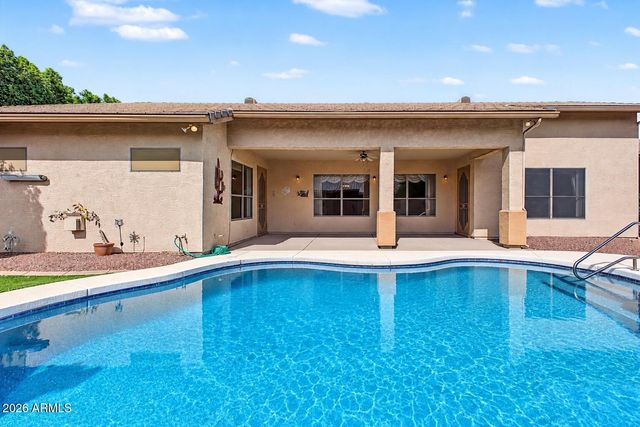 6125 W KIMBERLY Way, Glendale, AZ 85308
