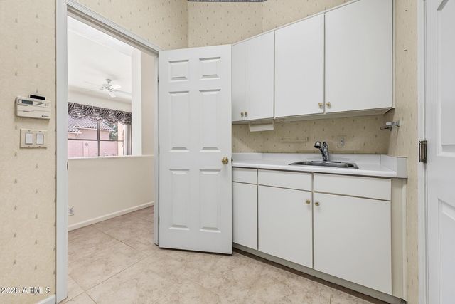 6125 W KIMBERLY Way, Glendale, AZ 85308