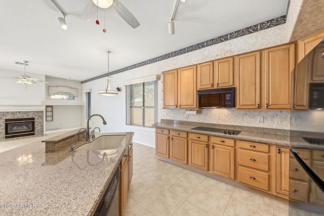 6125 W KIMBERLY Way, Glendale, AZ 85308