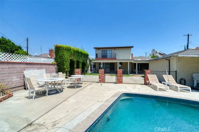 8315 Canterbury Avenue, Sun Valley, CA 91352