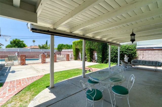 8315 Canterbury Avenue, Sun Valley, CA 91352