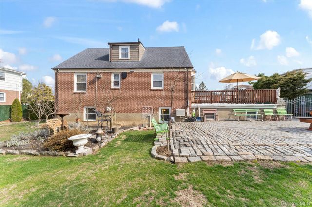 18 Butler Place, Yonkers, NY 10710