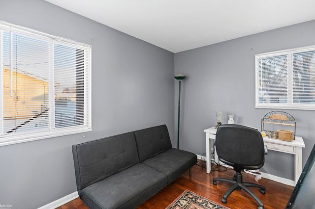 3522 Ridgecliffe Drive, Flint, MI 48532