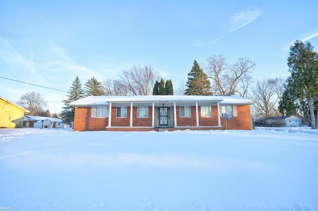 3522 Ridgecliffe Drive, Flint, MI 48532