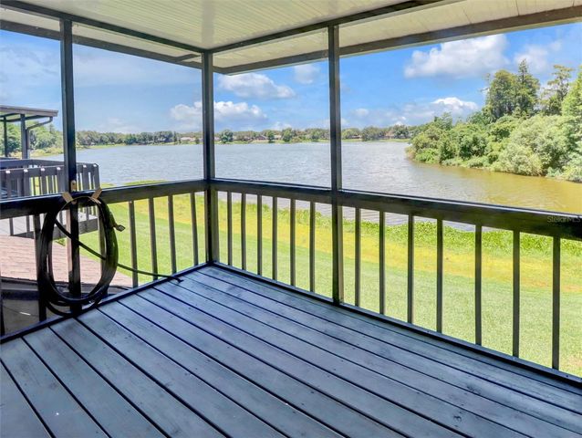 16596 BRIGADOON DRIVE, Tampa, FL 33618