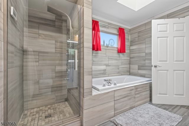 5 Hughey Ln, Hillsborough Twp., NJ 08844