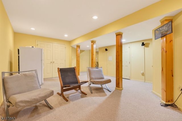 5 Hughey Ln, Hillsborough Twp., NJ 08844