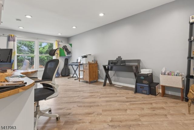 5 Hughey Ln, Hillsborough Twp., NJ 08844