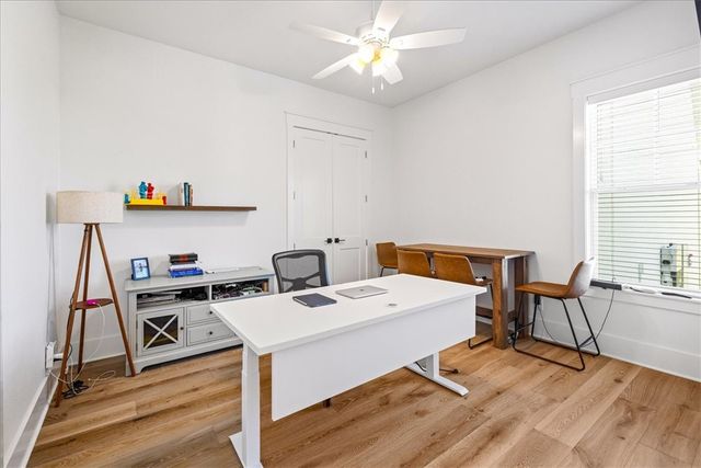 9826 Philpott Road, Bentonville, AR 72713