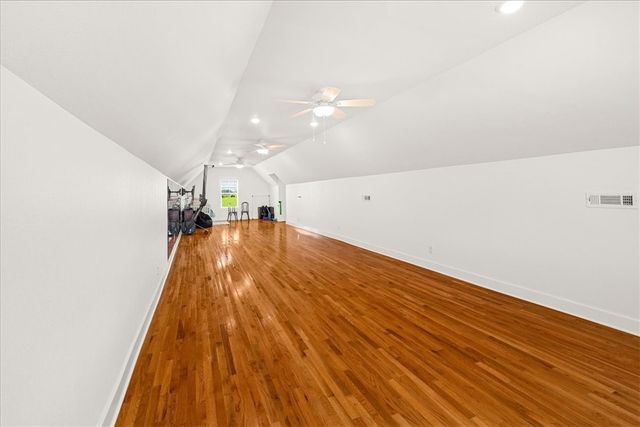9826 Philpott Road, Bentonville, AR 72713