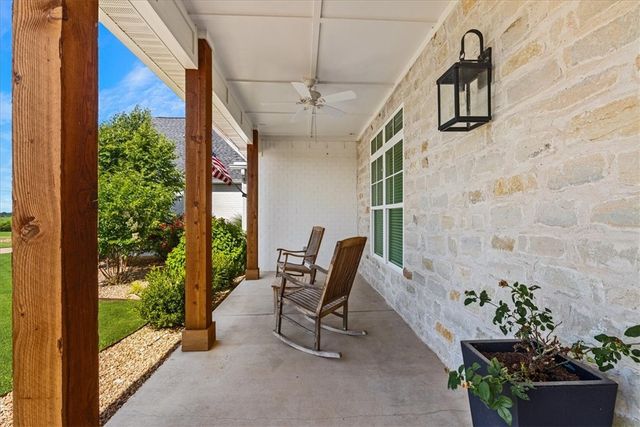 9826 Philpott Road, Bentonville, AR 72713