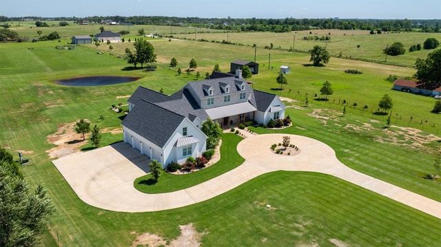 9826 Philpott Road, Bentonville, AR 72713