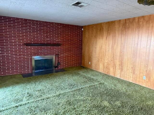 1010 S Lovers Lane, Visalia, CA 93292