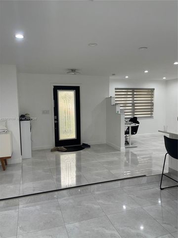 10153 SW 51st St, Cooper City, FL 33328